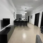 Park View, Maisonette 2 Сент-Полс-Бей